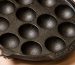 How_should_cast_iron_pans_be_cle